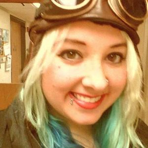 Meet your Posher, Lyndy